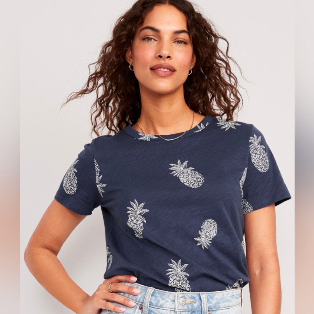 Old Navy EveryWear Blue Pineapple Print T-Shirt, sz S